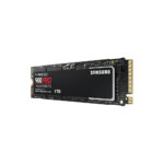 Samsung 980 Pro NVMe M.2 SSD - angle picture