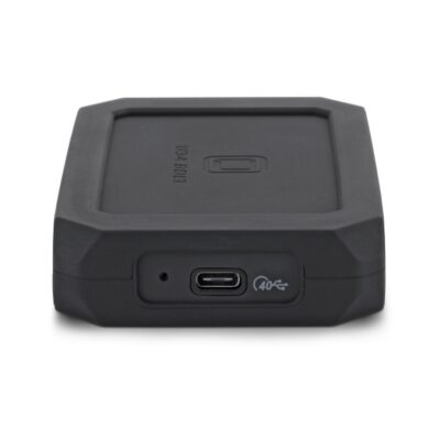 Oyen-Digital-U34Bolt-front Oyen Digital U34 Bolt NVME SSD - 8TB
