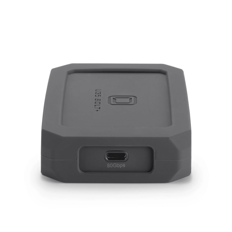U35Bolt-flat-plug-end Oyen Digital - U35 Bolt+ USB4 80Gbps port - rear