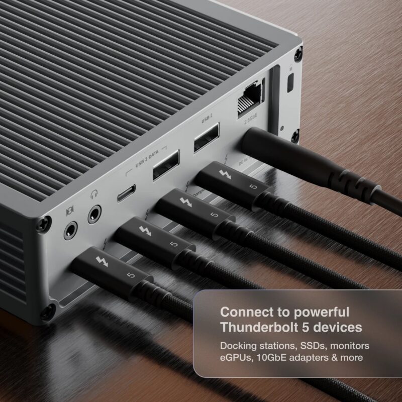 Caldigit-Thunderbolt5-Cable-lifestyle Caldigit-Thunderbolt5-Cable-lifestyle